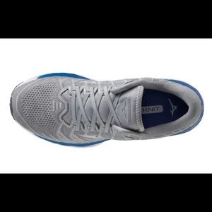 Mizuno Wave Sky 4 Waveknit running shoe